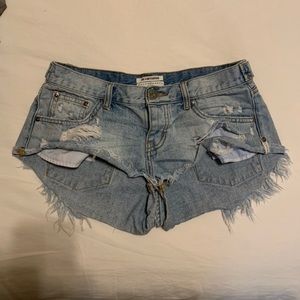 One Teaspoon No 2’s jean shorts